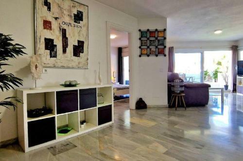 5* Stunning Golf & Sea Apartment
