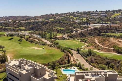 Apartamento Sunny Valley Golf, Amazing Views & Pool