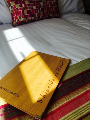 Whipsiderry Hotel