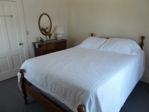 Bed & Breakfast Inn At The Isles