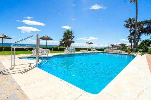 First Line Beach Apartment