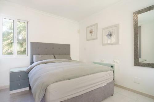 First Line Beach Apartment