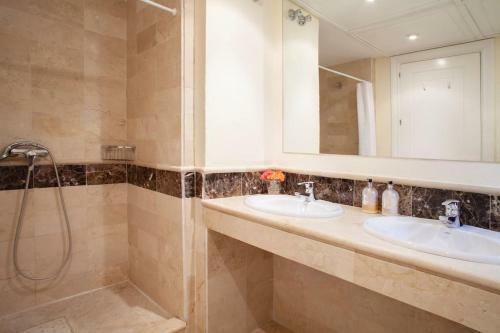 Apartamento Mediterranean Townhouse Calagolf