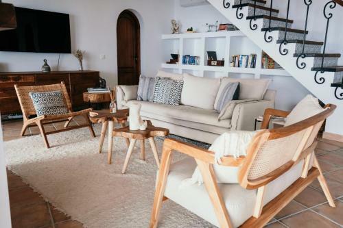 Bed & Breakfast Hearts & Home