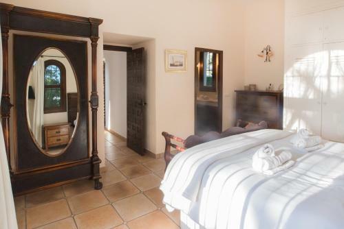 Luxury Villa El Toril - Mijas With Heated Pool & Scenic Views