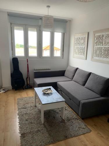 Apartamento Vistas Al Mar, Amplia Terraza Y Garaje