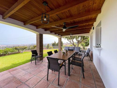 Villa Rosa Blanca- Private Pool, Views