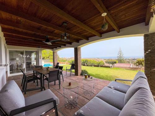 Villa Rosa Blanca- Private Pool, Views