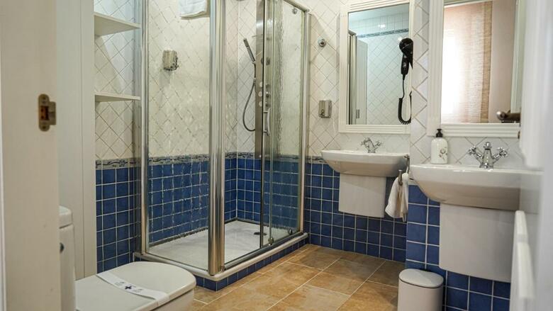Apartamentos Puente Romano Suites Parking Gratis