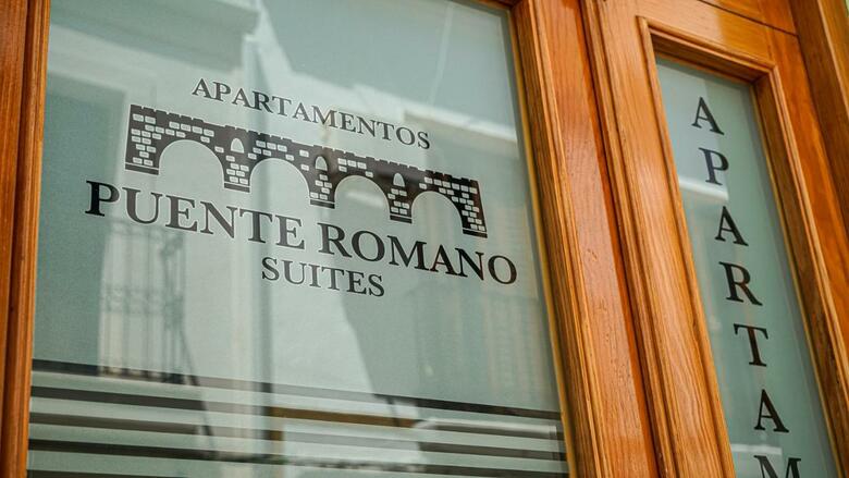 Apartamentos Puente Romano Suites Parking Gratis