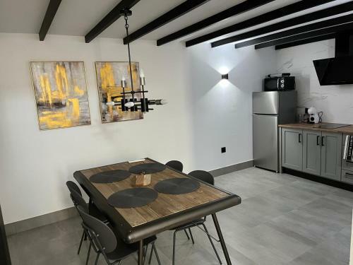 Apartamentos Tur�sticos La Chimenea