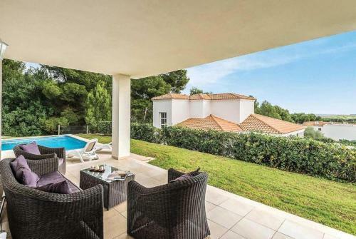 Villa Arual