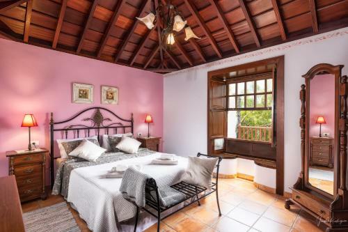 Lightbooking Los Morales Villa De Mazo Con Piscina