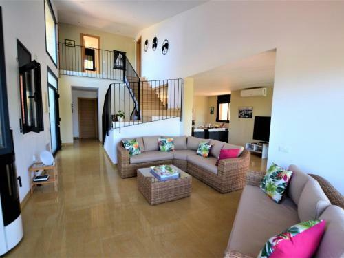 Villa Salamandre 10 People Costa Brava