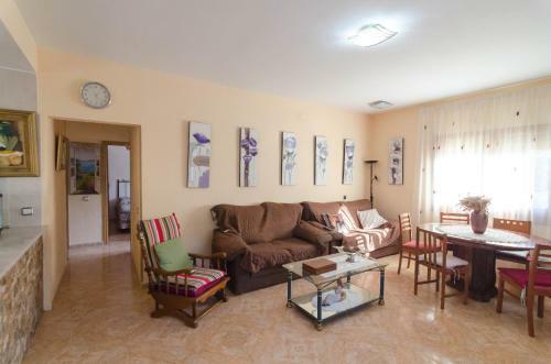Club Villamar - Gaston