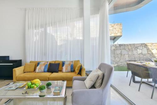 Green 21 By Villagrancanaria