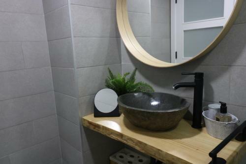 Lovelly Renovated Apartment