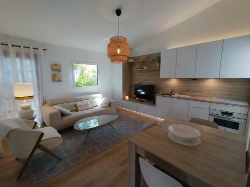 Bungalow Tropical Con Aire Acondicionado