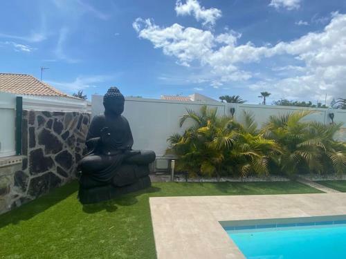 Magnifica Villa En El Coraz�n De Maspalomas