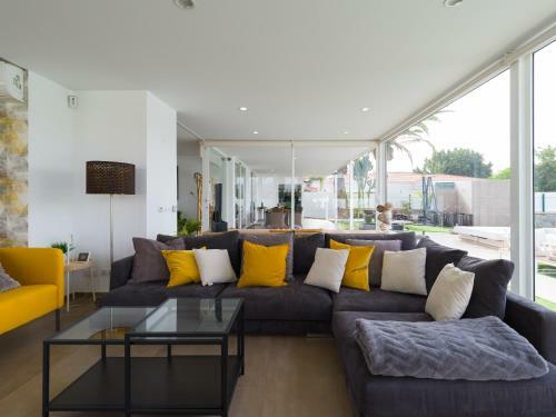 Magnifica Villa En El Coraz�n De Maspalomas