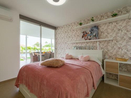 Magnifica Villa En El Coraz�n De Maspalomas