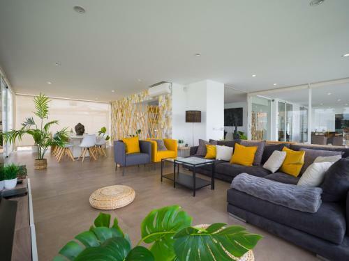 Magnifica Villa En El Coraz�n De Maspalomas