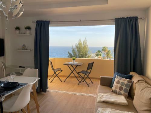 San Agustin Seaview Blue Apartment