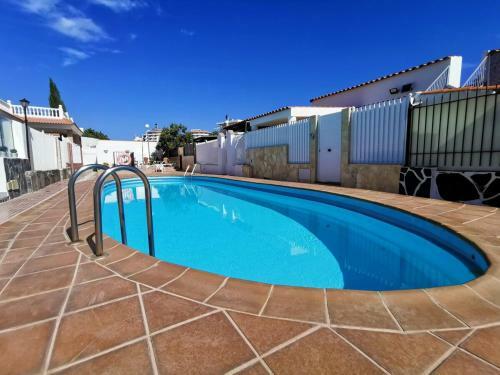 Stylish 2 Bedroom Bungalow Playa Del Ingls