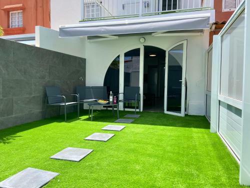New Garden Solarium Bungalow