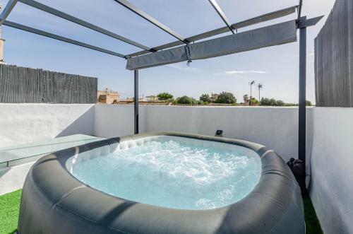 Yourhouse Es Pla Cycling House