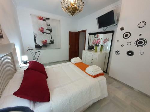 Apartamento Piso Tres Dormitorios Centro De Marchena. Sevilla