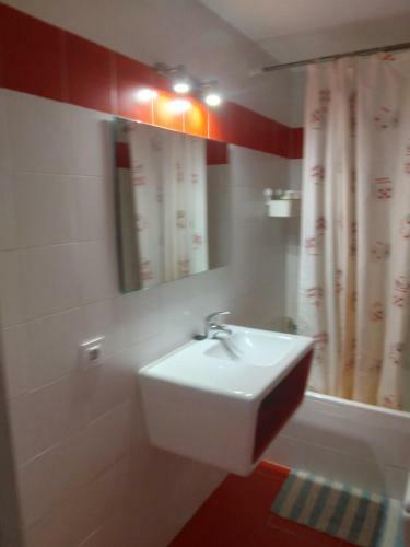 Apartamento Piso Amplio Y Tranquilo En Marchena
