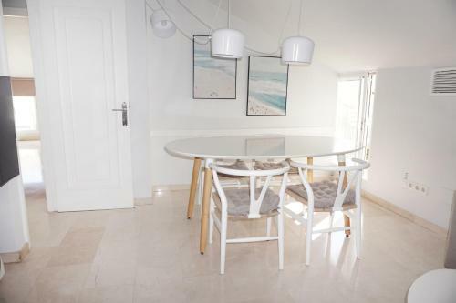 Apartamento Atico Boutique Romantico En Corazon De Marbella Roomattic
