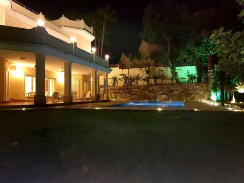 Villa Svim, Walking Distance To The Beach!