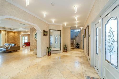 Villa Svim, Walking Distance To The Beach!