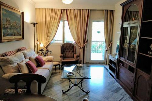 Cozy Apartament In Golden Mile