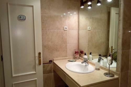 Cozy Apartament In Golden Mile