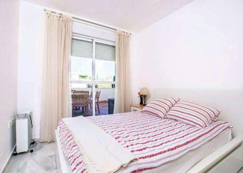 Apartamento 2 Bedrooms Appartement With Shared Pool At Marbella