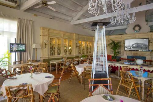 Apartamento 2 Bedrooms Appartement With Shared Pool At Marbella