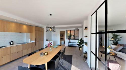 Apartamento Jardines De Andaluc�a - Exquisite Newly Renovated