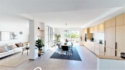 Apartamento Jardines De Andaluc�a - Exquisite Newly Renovated