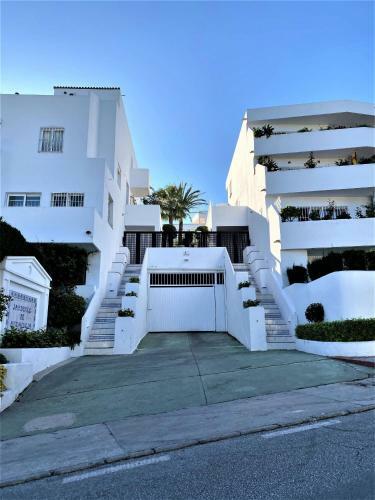 Apartamento Jardines De Andaluc�a - Exquisite Newly Renovated