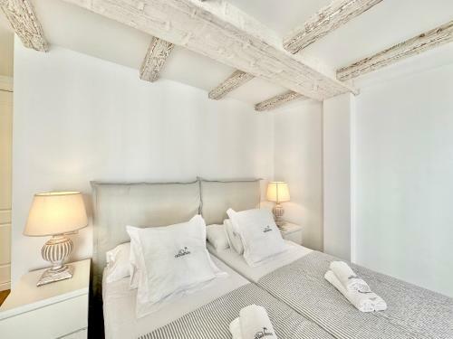 Apartamento Old Town Modern Flat, 4 Minutes From Beach - Eaw Homes
