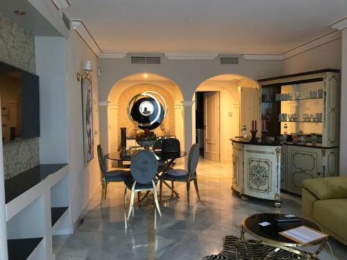 Apartamento Magna Marbella Luxurious Apt At 5 Mins From The Beach By Easybnb