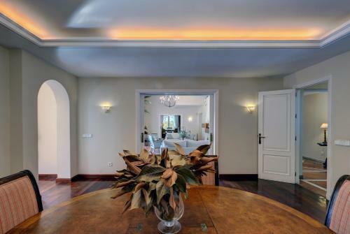 Villa In Great Location