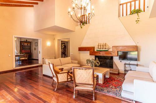 Villa In Great Location
