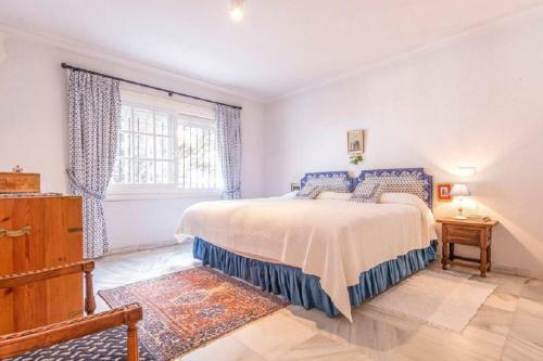 6 Bedrooms Villa With Private Pool And Wifi At Calahonda