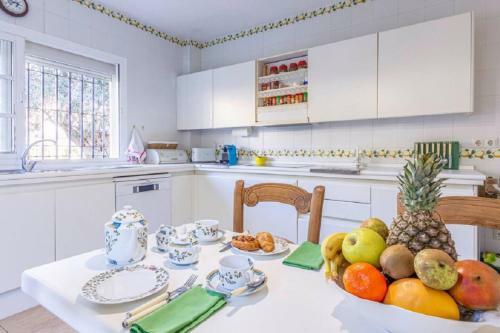 6 Bedrooms Villa With Private Pool And Wifi At Calahonda