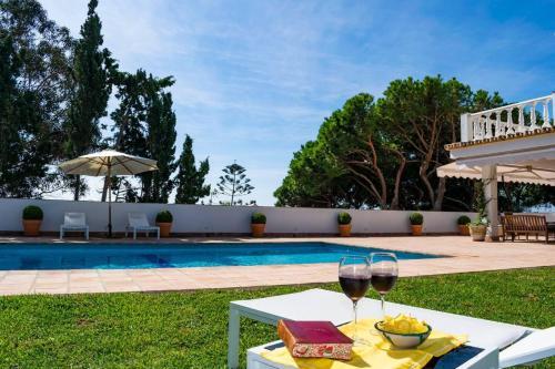 6 Bedrooms Villa With Private Pool And Wifi At Calahonda
