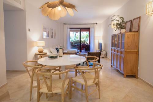 3+1 Bed Apartment, 100m Away From The Beach